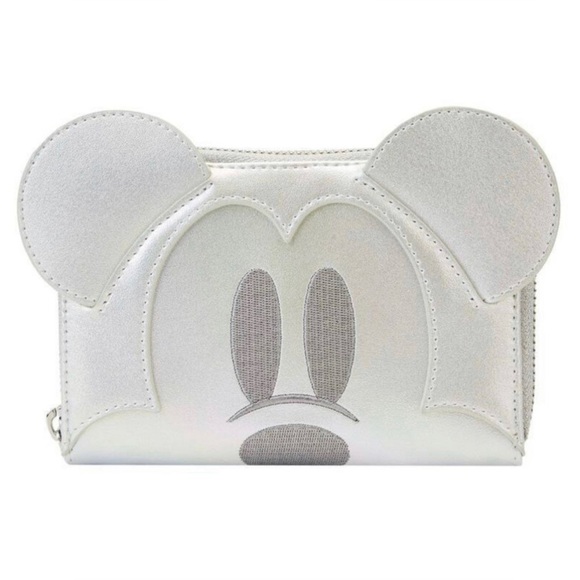 Limited Edition Exclusive - Disney100 Platinum Mickey Bag and Wallet Bundle Set - Picture 6 of 11